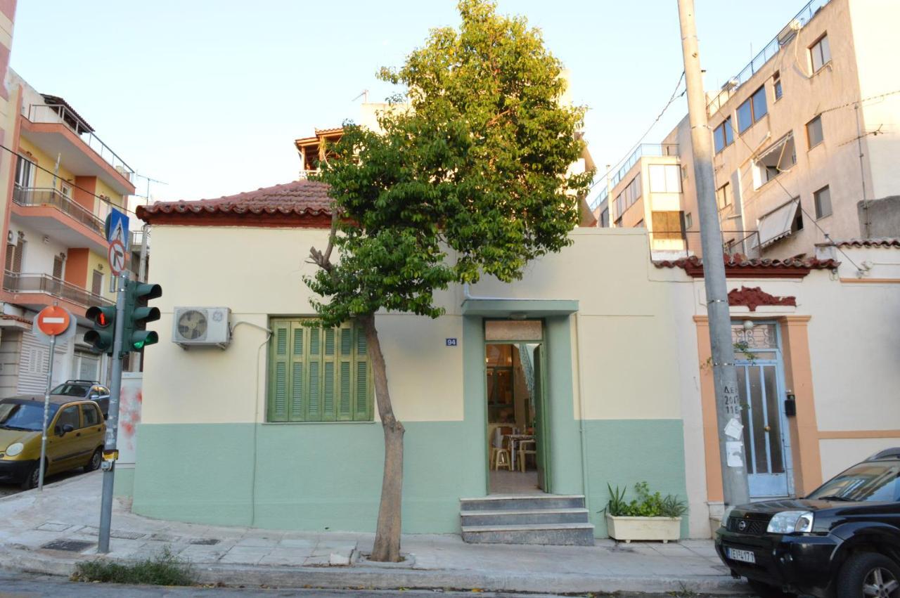 Pireas Port Next To Metro Artistic House Apartment Luaran gambar