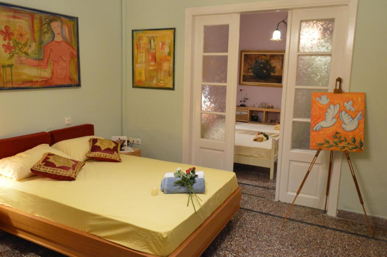 Pireas Port Next To Metro Artistic House Apartment Luaran gambar